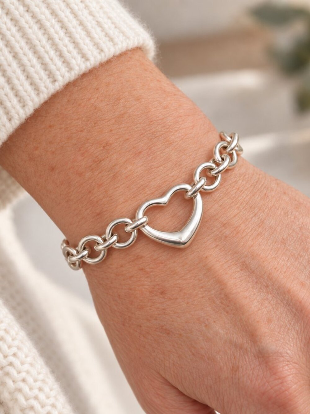 925 Sterling Silver Heart Link Bracelet | 33.02 g